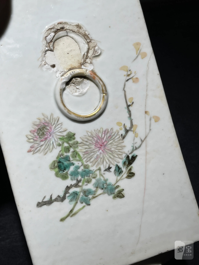 清晚期 浅绛彩山水花卉纹琮式瓶 - 图15